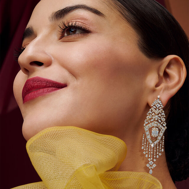 A Lustrous Interweave,,hi-res image number null