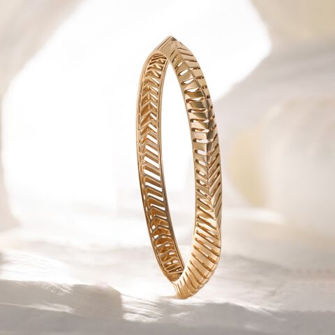 Poise Gold Bangle