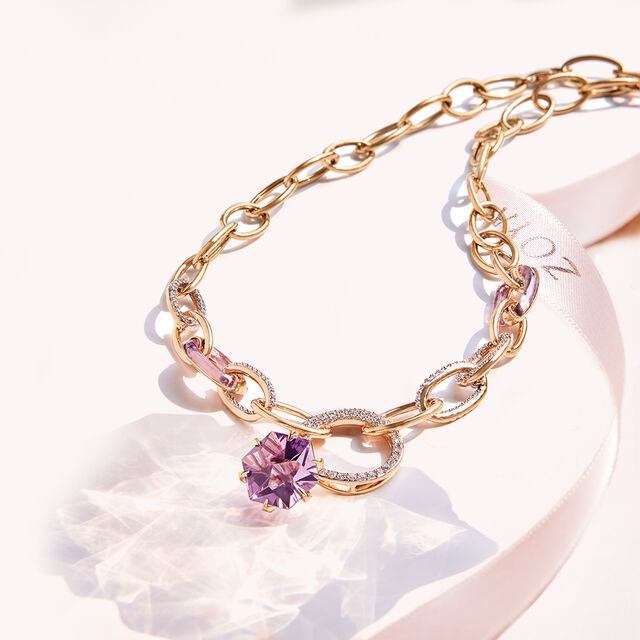 A Link to the Cosmos Necklace,,hi-res image number null