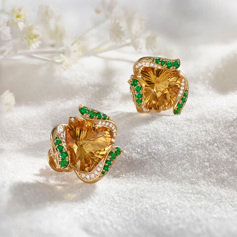 Wildflower Heart - Golden Earrings