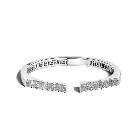 Step up to eternal design Bangle