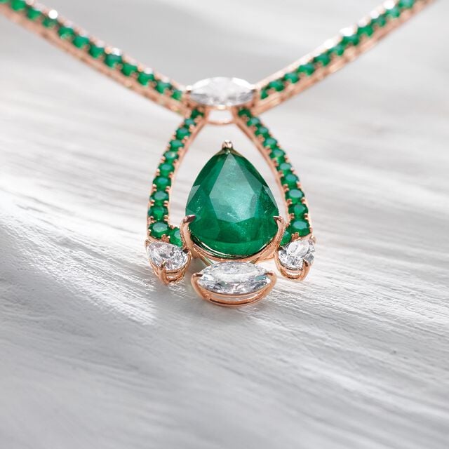 Emerald Riversong Necklace,,hi-res image number null