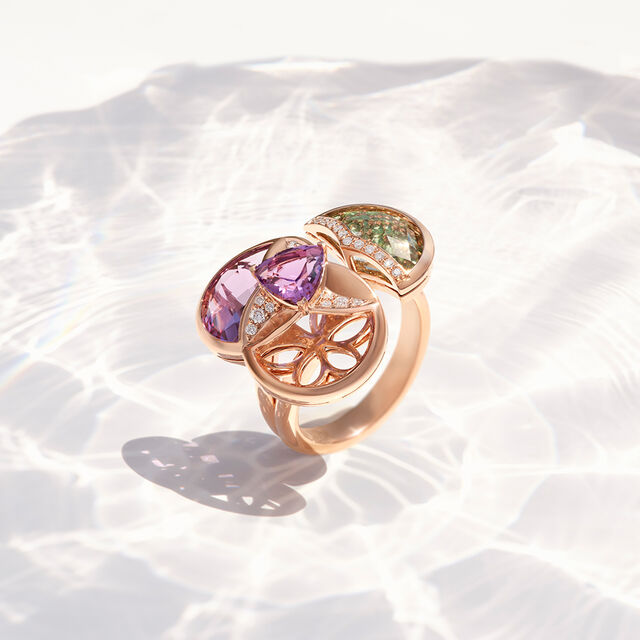 The Divine Drama Ring,,hi-res image number null