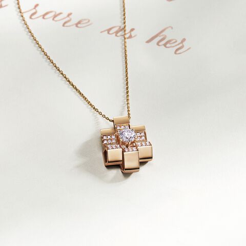 Reflections of her Mind Pendant | Zoya A TATA Product