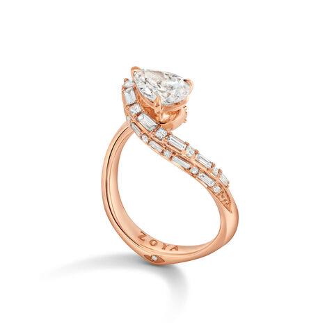 Her Reflection Ring, Pear Shape