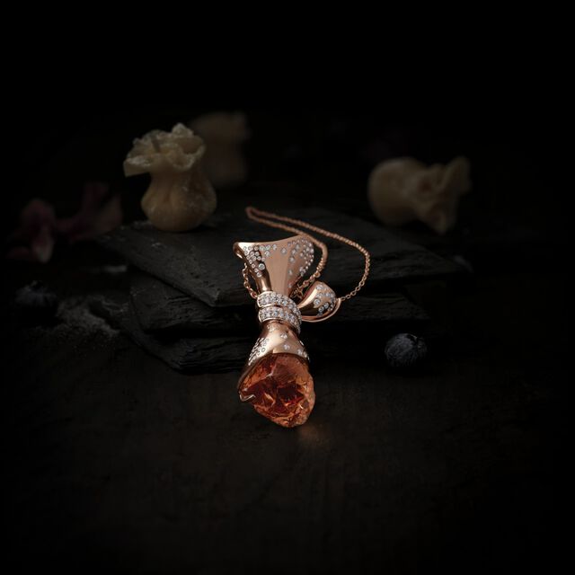 The Ruffled Citrine Pendant,,hi-res image number null