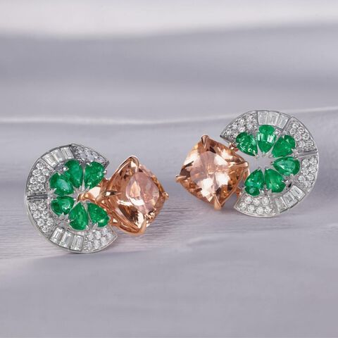 A Playful Meander Earrings
