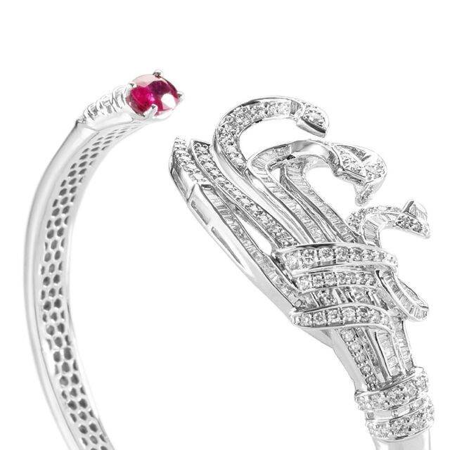 A Realistic Performance Bangle | Zoya A TATA Product,,hi-res image number null
